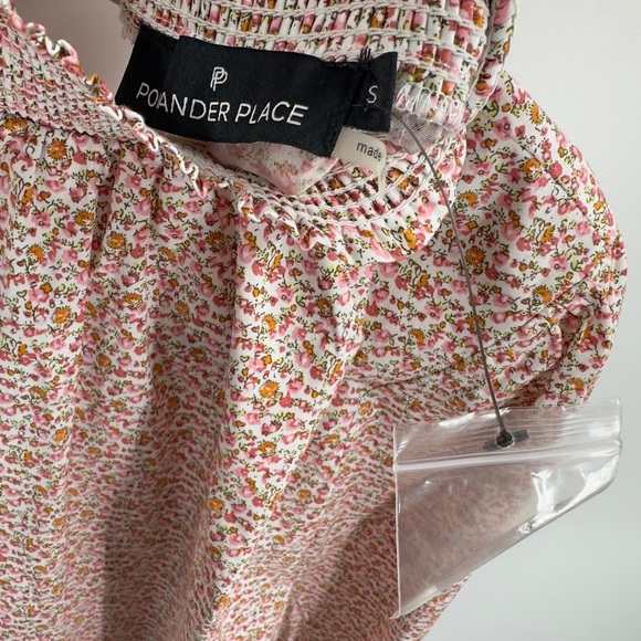 NEW Tuckernuck Pomander Place Floral Modoc Blouse Women Size S Smocked Mock Neck - Picture 10 of 14